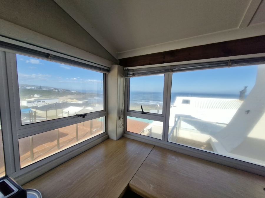 13 Bedroom Property for Sale in Jongensfontein Western Cape
